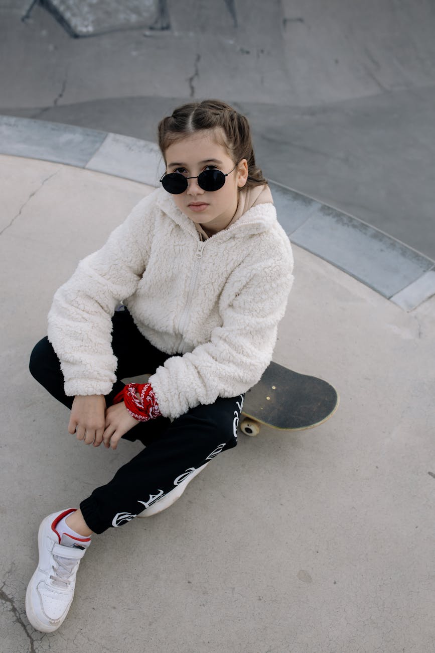Dziewczyna na desce. Stwórz wyjątkową stylizację skate!